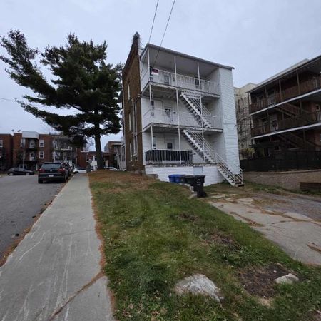 Grand 5 /12 à louer - Photo 4