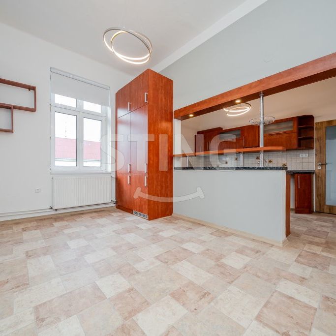 Byt 3+1 k pronájmu, Valašské Meziříčí, ulice Fügnerova - Фото 1