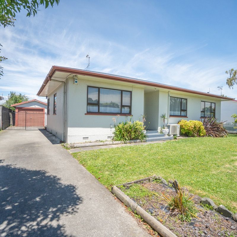 3 Bedroom on Rugby Street - Photo 1