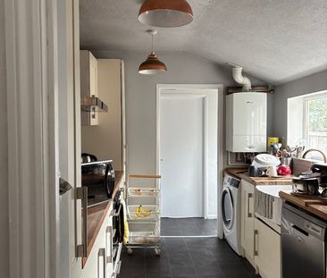Room in a Shared House, Brock Road, E13 - Photo 1
