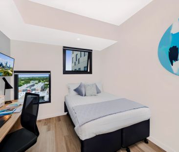 2 Bedroom Apartment - Photo 4