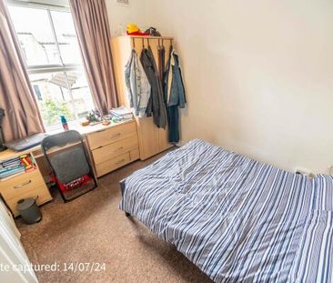 6, Arthur Street,York - Photo 3