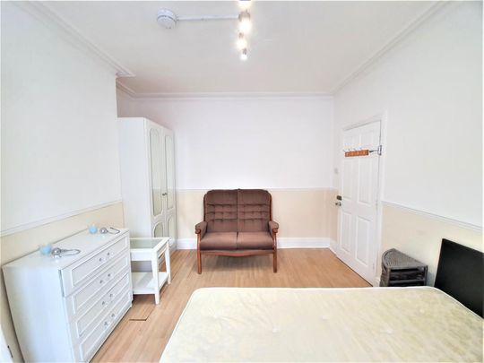 5 bedroom terraced house to rent - Photo 1