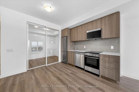 7437 Kingston Road #514 - Photo 5