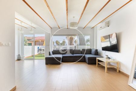 Penthouse for rent with Terrace in Malvarrosa (Valencia) - Photo 4