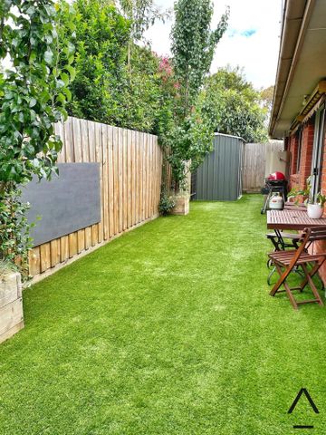 Bright and Stylish Home in Pascoe Vale South *OPEN FOR INSPECTION WEDNESDAY 22ND OF JAN AT 1PM - 1:15PM* - Photo 4