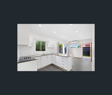 42a Johnson Ave, Seven Hills, NSW 2147 - Photo 3