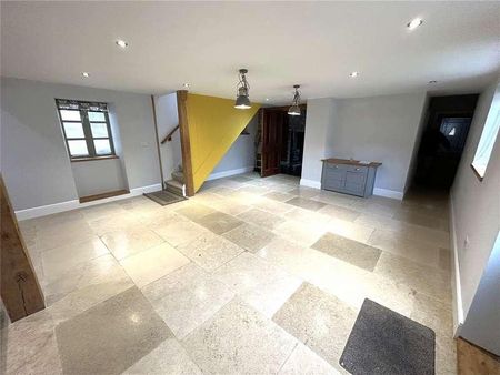 Fore Street, Culmstock, Cullompton, Devon, EX15 - Photo 2