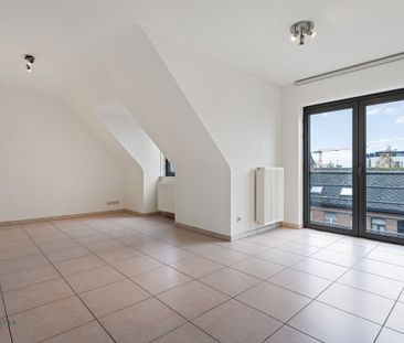 Lichtrijk appartement met ruim terras te Putte - Foto 3