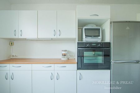 Colocation dans appartement meublé (chambre) - Photo 4