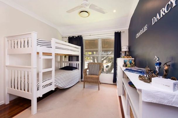 23 Newbolt Street, Holland Park. - Photo 1