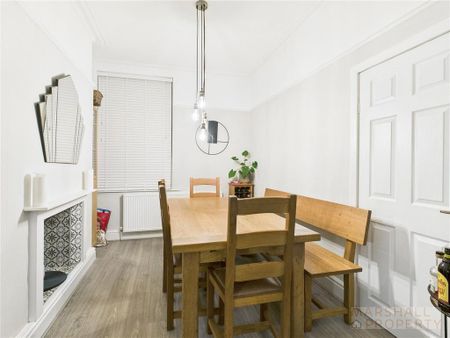 3 bedroom property to rent - Photo 3