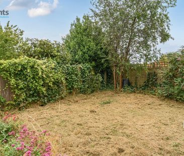 6 bedroom house to rent - Photo 2