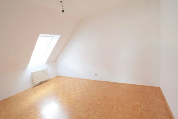 Helle 2-Zimmer-Dachgeschosswohnung I Nahe Uni Graz - Foto 1