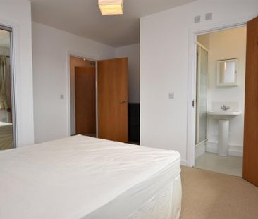 2 bedroom apartment to rent - Photo 3