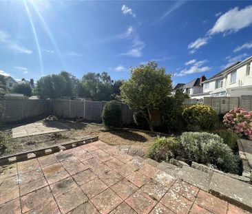 4 bedroom detached house to rent - Photo 1