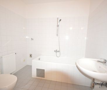 SINGLE-HIT! Schöne 1 Zimmer-Wohnung in zentraler Lage mit Garagenplatz - Foto 4