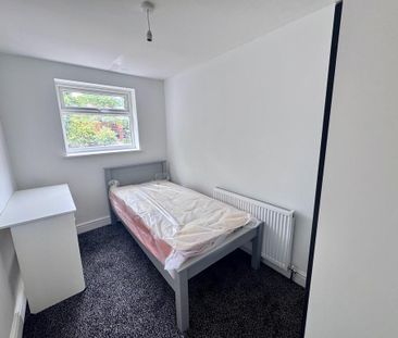 2 bedroom apartment to rent - Photo 6