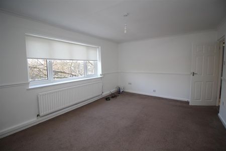 2 Bedroom Flat - First Floor - Photo 5