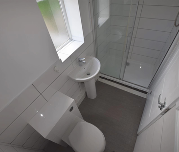 1 bedroom flat - ground floor to rent - Photo 4