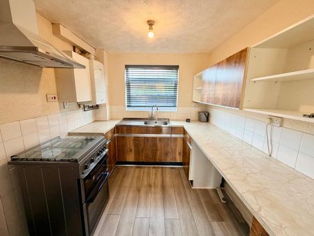 3 bedroom detached house to rent - Photo 5