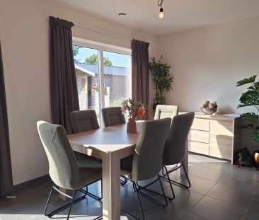 Recente vrijstaande woning te Zonhoven - Photo 3