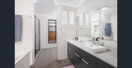 Modern Family Living with Multiple Entertaining Spaces - Photo 2