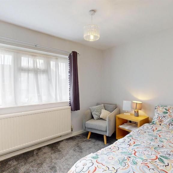 3 bedroom terraced house to rent - Photo 1
