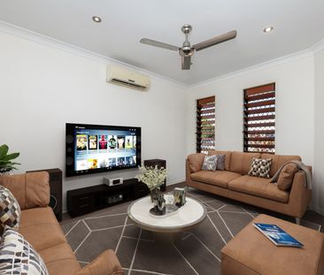FANTASTIC FAMILY HOME IN MOUNT LOUISA - Photo 5