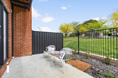 11/110 Livingston Avenue, Kambah ACT 2902 - Townhouse For Rent | Domain - Photo 3