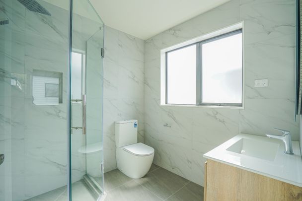 Brand-New & Spacious!! - Photo 1