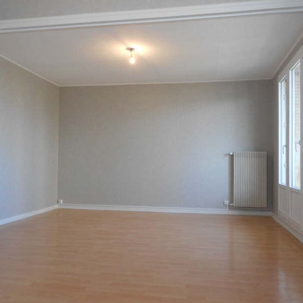 Location Appartement 4 pièces 67m² BESANCON 25000 - Photo 1