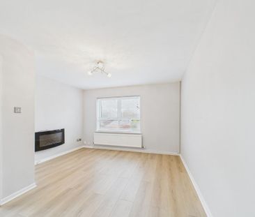 2 bedroom semi-detached house to rent - Photo 2