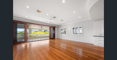 Luxury Family Home with City Views, Internal Lift & Multiple Living Areas - Photo 3