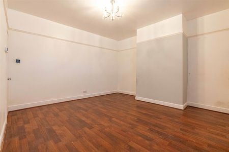 3 bed flat to rent in East View, Wideopen, NE13 - Photo 5