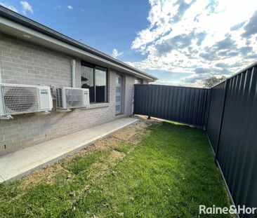 2/36 Rodgers Road, West Tamworth, NSW 2340 - Photo 1