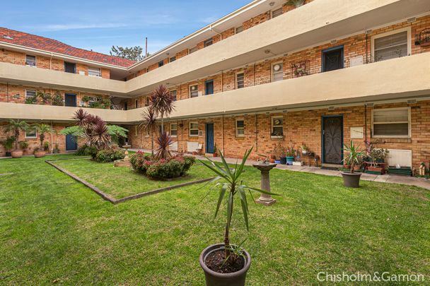 6/169 Ormond Road, Elwood VIC 3184 - Apartment For Rent | Domain - Photo 1