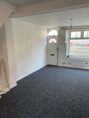 2 Bed Terraced House, Cambria Street, L6 - Photo 1