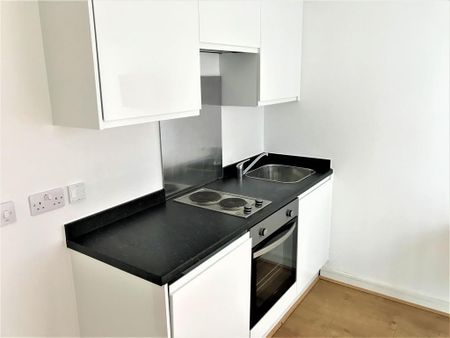 Studio to rent - Photo 4