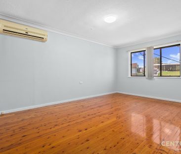 Spacious & Charming Family Home! - Photo 2