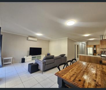 3 Bedroom Home- Walk to Station - Photo 2