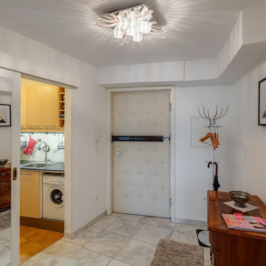 2-room apartment for rent in popular city center location - Photo 1