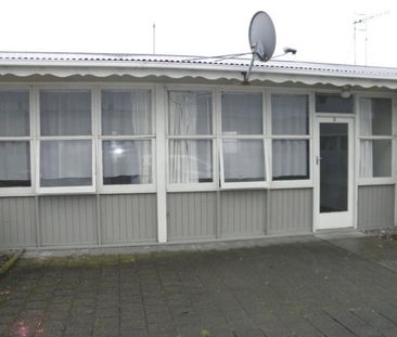 Close to town - Photo 5