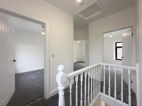 3 bedroom terraced house to rent - Photo 1