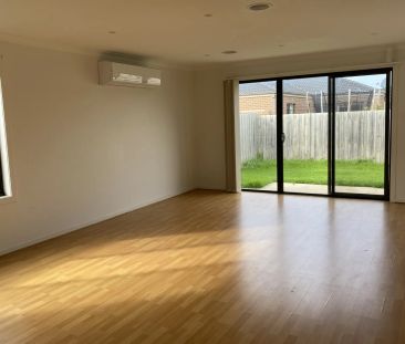 Convenient and Comfortable Living - Photo 4