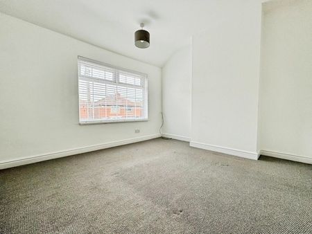 3 bedroom House To Let - Photo 5
