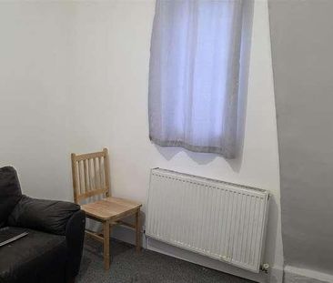 Hammond Road, Southall, UB2 - Photo 1