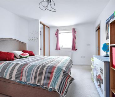 3 Bedroom House to let - Photo 6