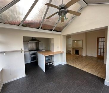 3 bedroom semi-detached house to rent - Photo 4