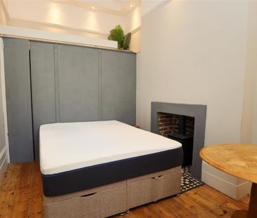 Warrior Gardens St Leonards On Sea, East Sussex TN37 6EB - Photo 4